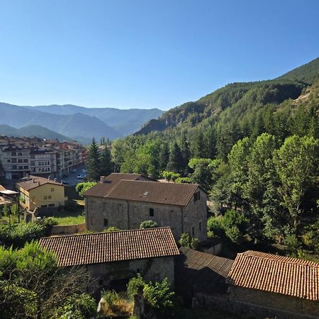 En El Corazon De Baga, Precioso Pueblo Medieval Exterior foto