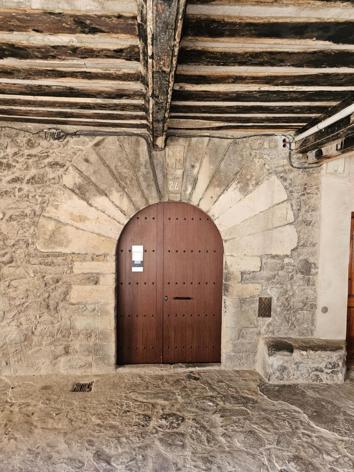 En El Corazon De Baga, Precioso Pueblo Medieval Exterior foto
